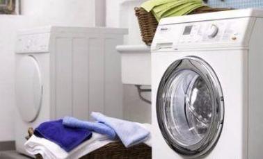 日常生活中,洗衣机已经成为我们最离不开的一个家用电器,因为有了它不
